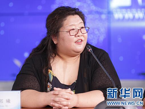 角膜塑形鏡元旦大放“價”，  控制近視度數增長就選TA