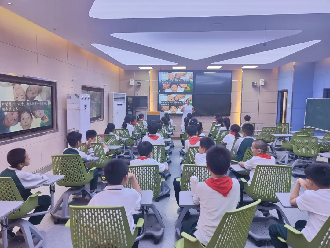 開展愛眼科普進校園活動，共筑青少年眼健康防護墻！